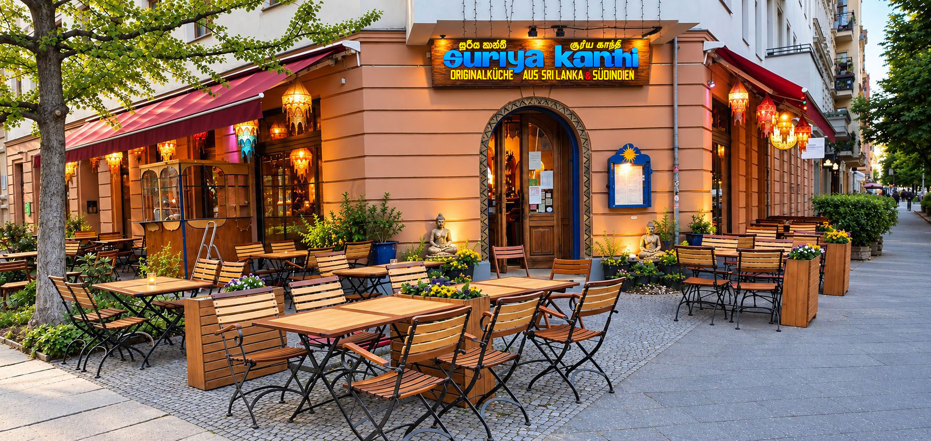 Eingang des Restaurants Suriya Kanthi in der Knaackstraße, Berlin Prenzlauer Berg